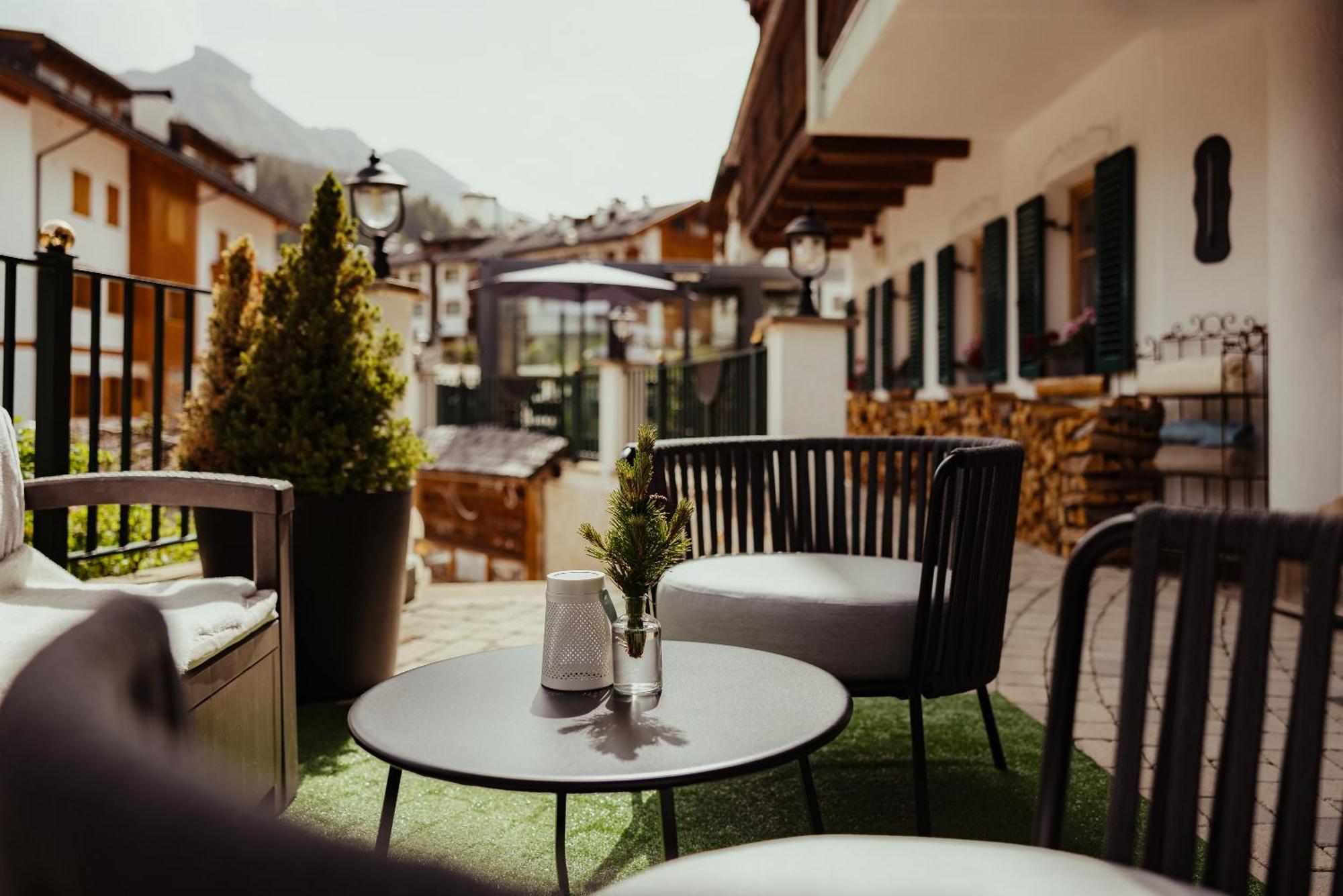 Hotel Alpenrose Arabba Esterno foto
