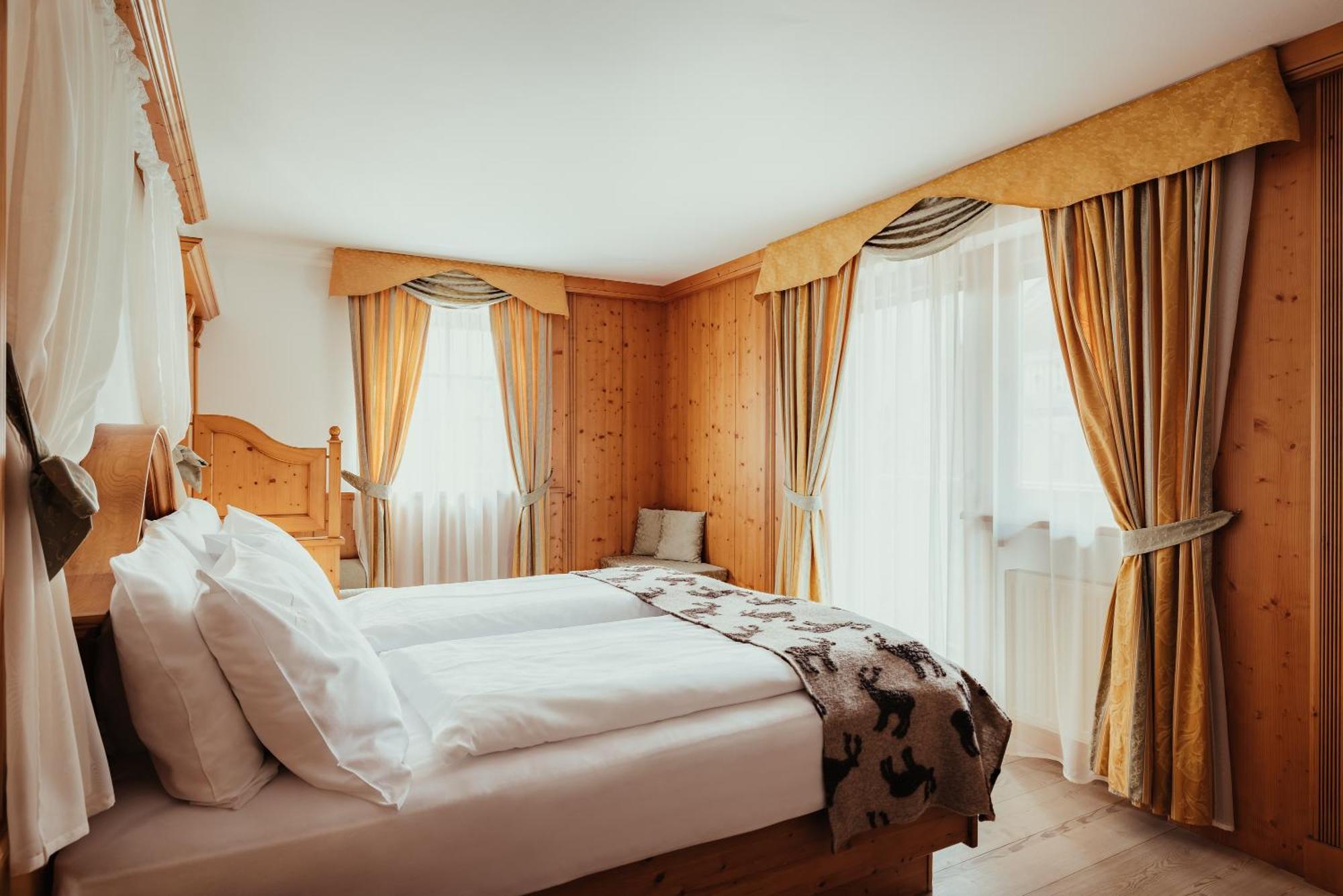 Hotel Alpenrose Arabba Esterno foto