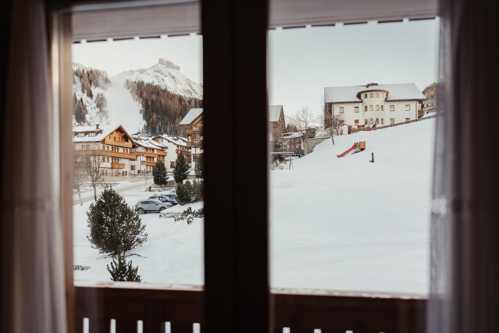 Hotel Alpenrose Arabba Esterno foto