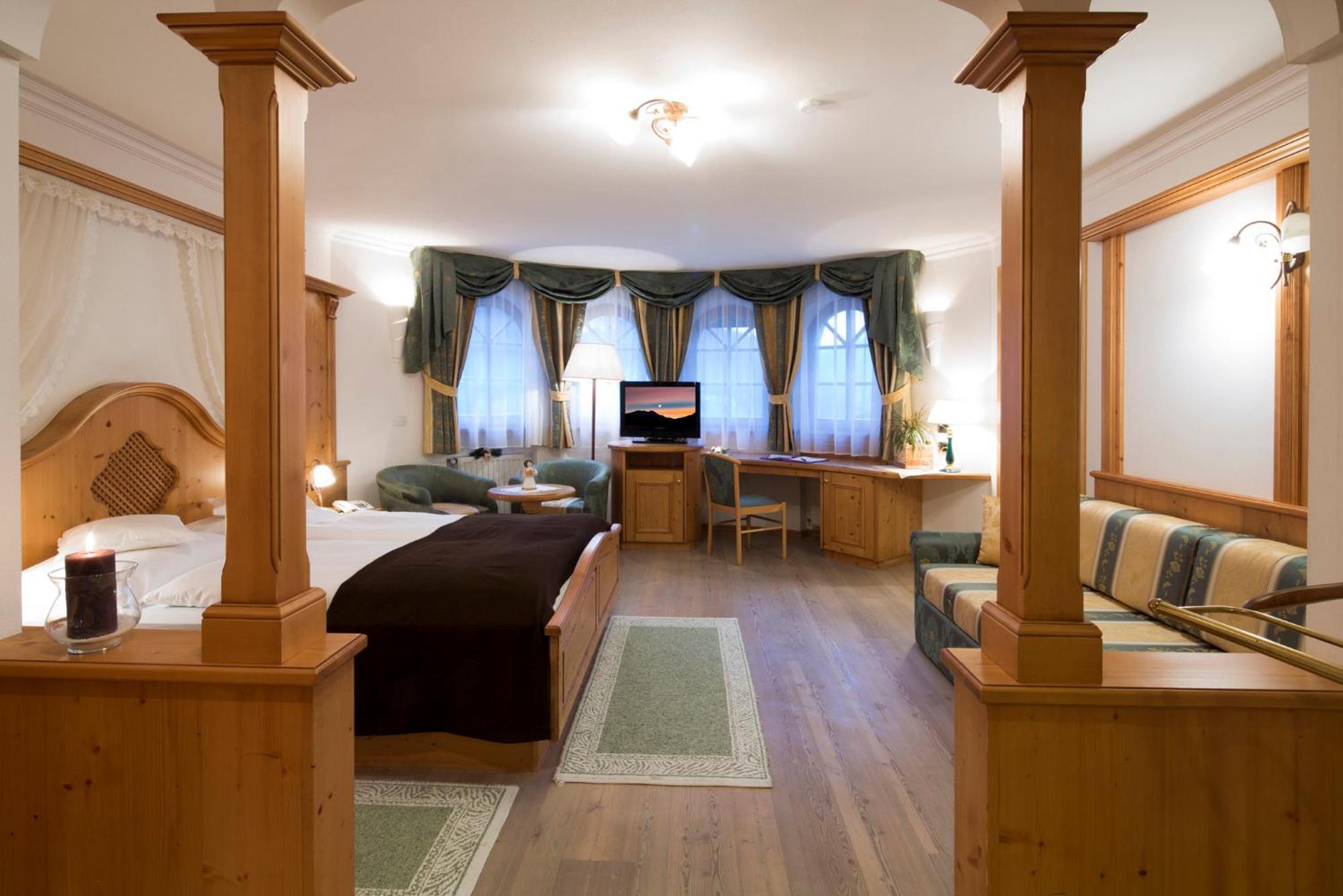 Hotel Alpenrose Arabba Esterno foto